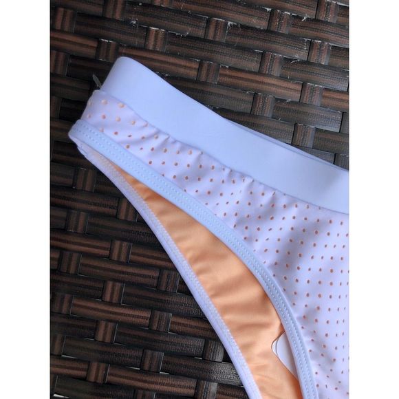 NWT Fabletics Bikini Bottom - Picture 2 of 6